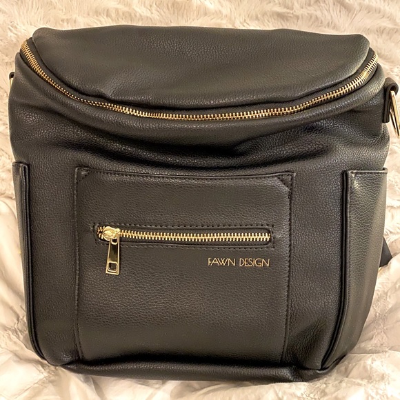 Fawn Design mini diaper bag/backpack - Picture 1 of 4